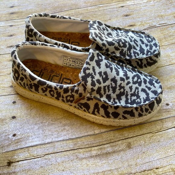 Hey Dude Shoes - Animal Print Hey Dude Slip-On Loafers Women Size 7